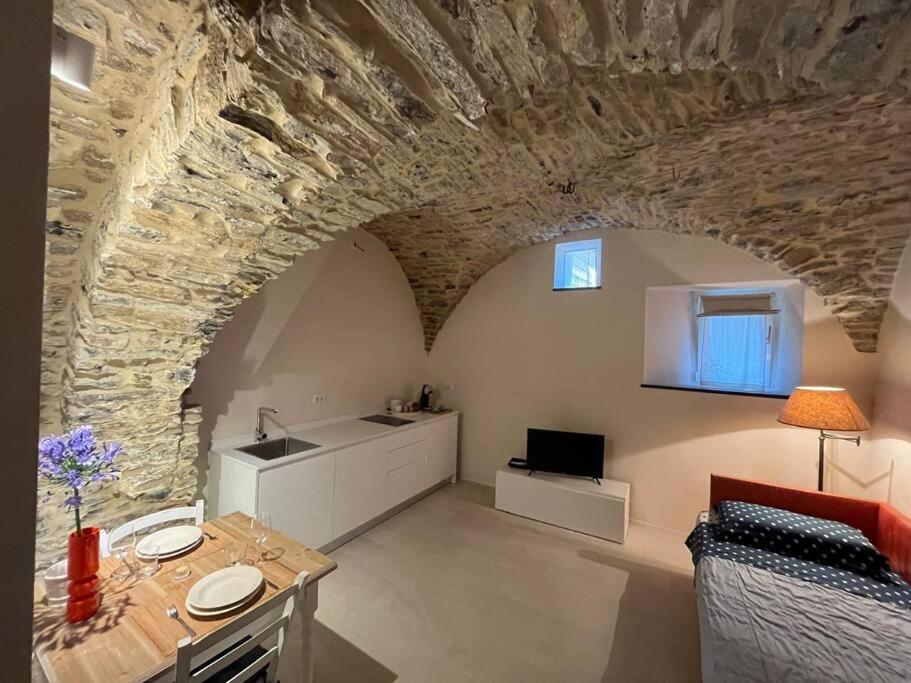 Studio Pietra E Charme Diano San Pietro Exteriér fotografie