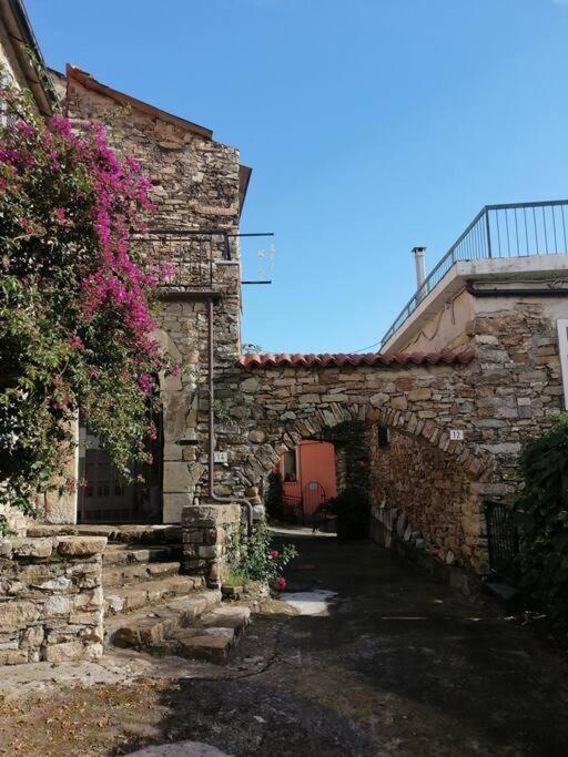 Studio Pietra E Charme Diano San Pietro Exteriér fotografie